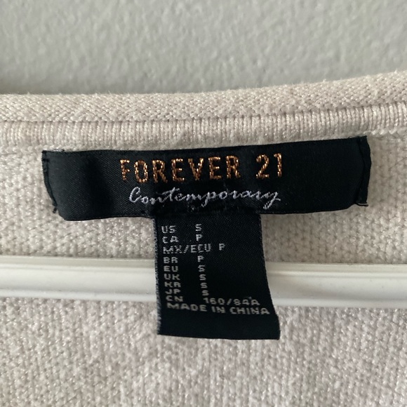White/cream nice going out top from forever 21 in a size small - Picture 2 of 3
